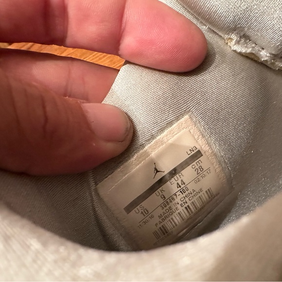 Jordan 4 Retro Pure Money (2017) Size 10 - Picture 9 of 10